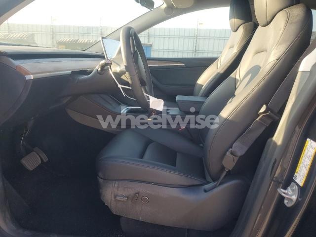 Photo 3 of 2025 TESLA MODEL Y (VIN 7SAYGDEEXSF281368)