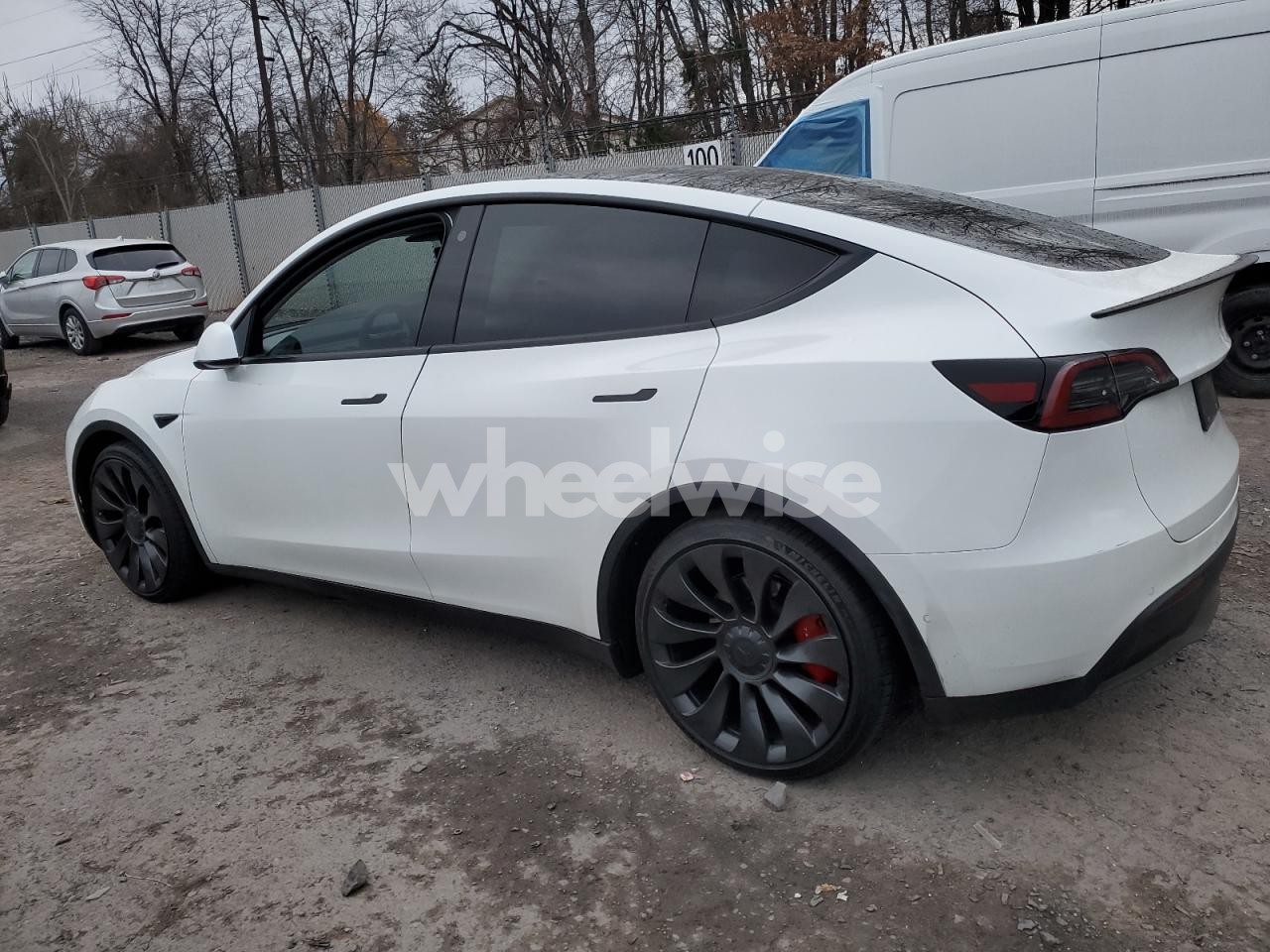 Photo 2 of 2022 TESLA MODEL Y (VIN 7SAYGDEF0NF309384)