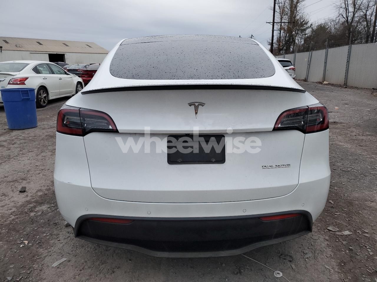 Photo 6 of 2022 TESLA MODEL Y (VIN 7SAYGDEF0NF309384)