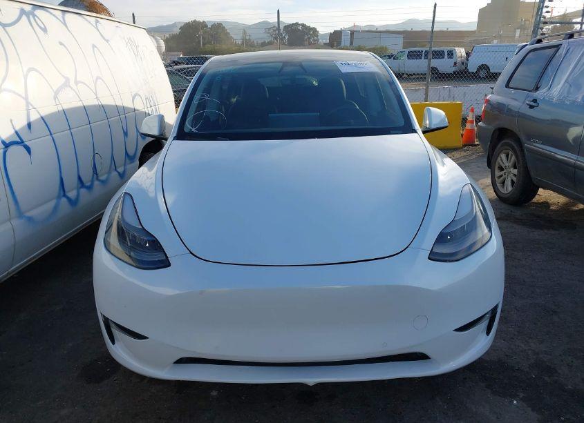 Photo 12 of 2022 Tesla Model Y PERFORMANCE DUAL MOTOR ALL-WHEEL DRIVE (VIN 7SAYGDEF0NF493323)