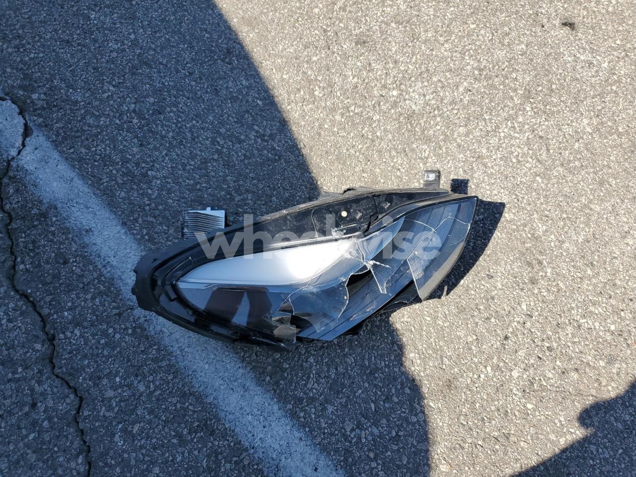 Photo 13 of 2023 TESLA MODEL Y (VIN 7SAYGDEF0PF606013)