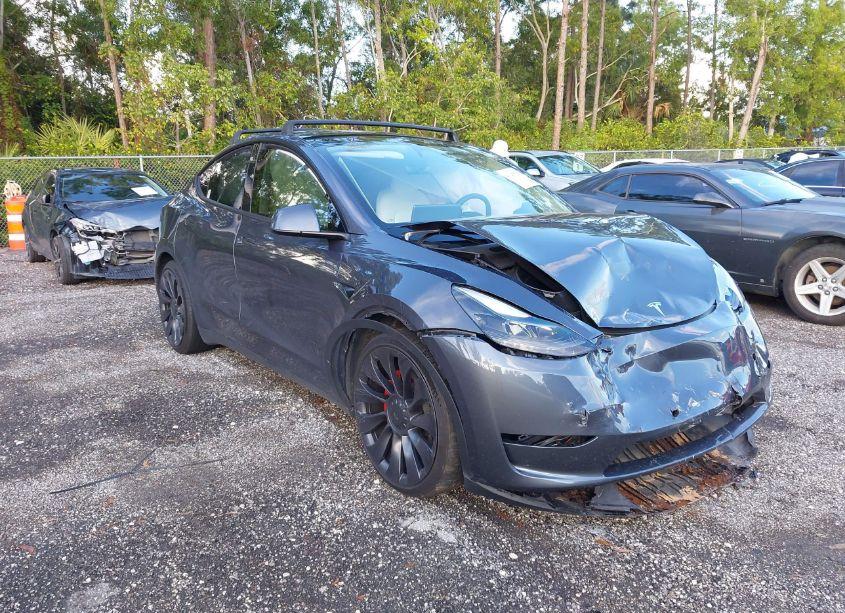 2023 Tesla Model Y PERFORMANCE DUAL MOTOR ALL-WHEEL DRIVE (VIN 7SAYGDEF0PF831046) main photo