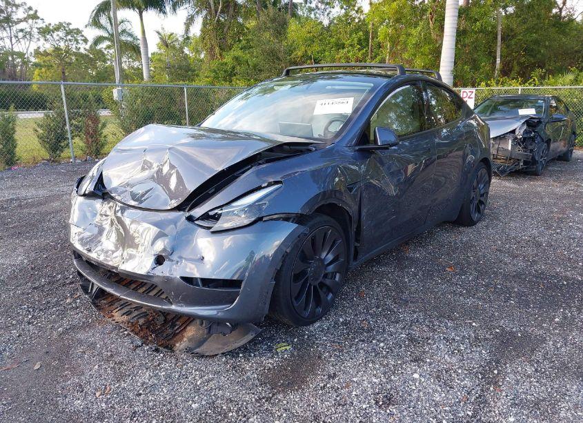 Photo 2 of 2023 Tesla Model Y PERFORMANCE DUAL MOTOR ALL-WHEEL DRIVE (VIN 7SAYGDEF0PF831046)