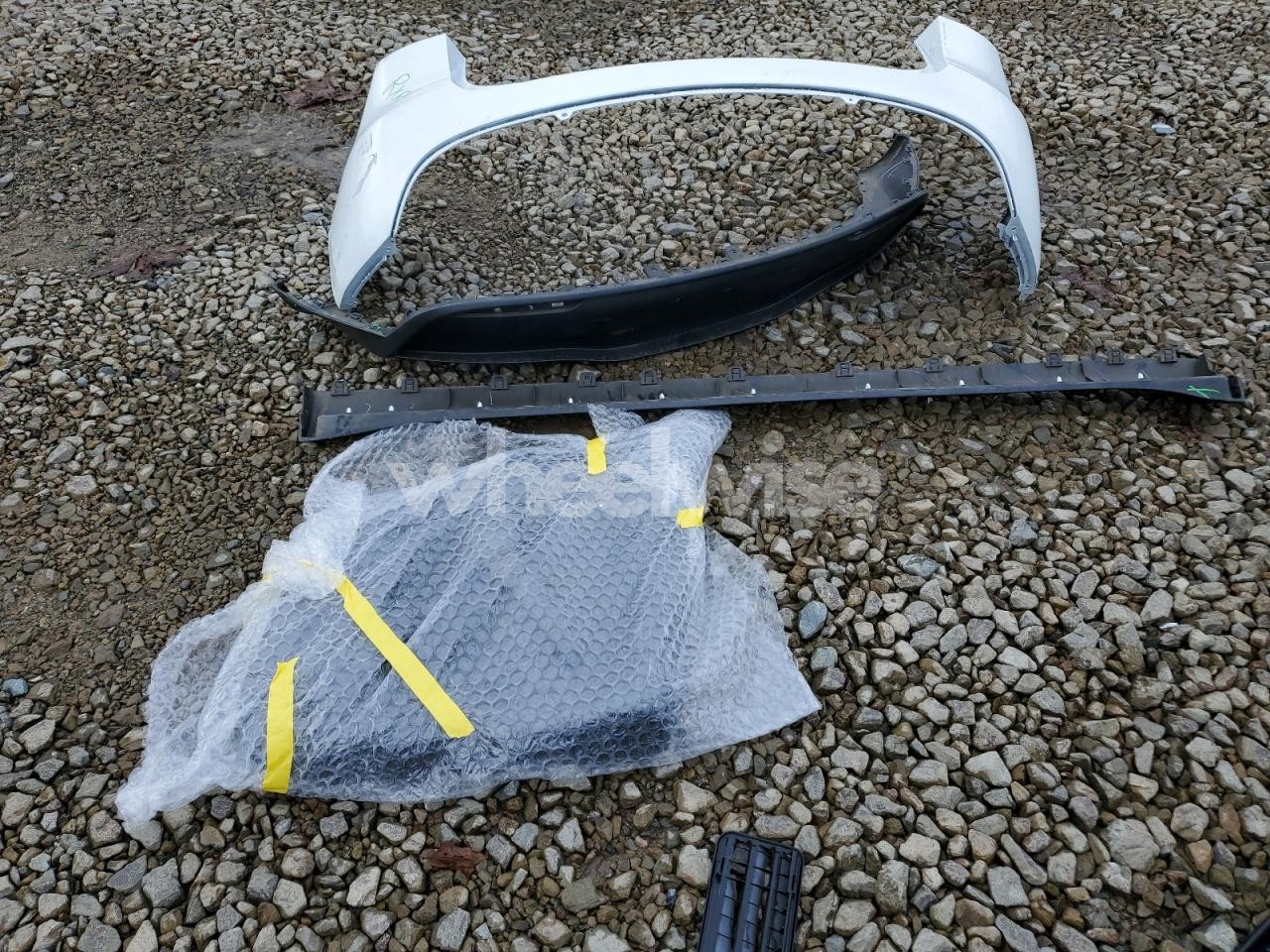 Photo 12 of 2023 TESLA MODEL Y (VIN 7SAYGDEF0PF863205)