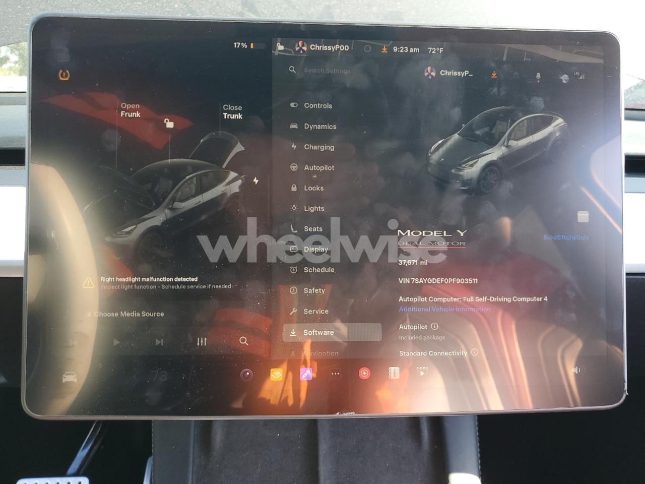 Photo 9 of 2023 TESLA MODEL Y (VIN 7SAYGDEF0PF903511)