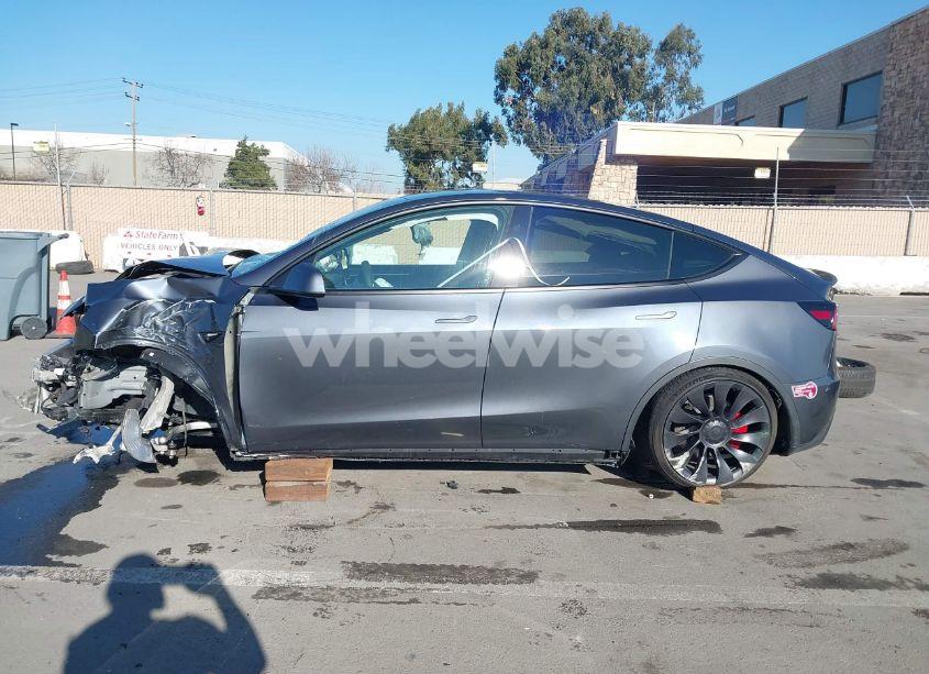 Photo 14 of 2023 Tesla Model Y PERFORMANCE DUAL MOTOR ALL-WHEEL DRIVE (VIN 7SAYGDEF0PF911561)