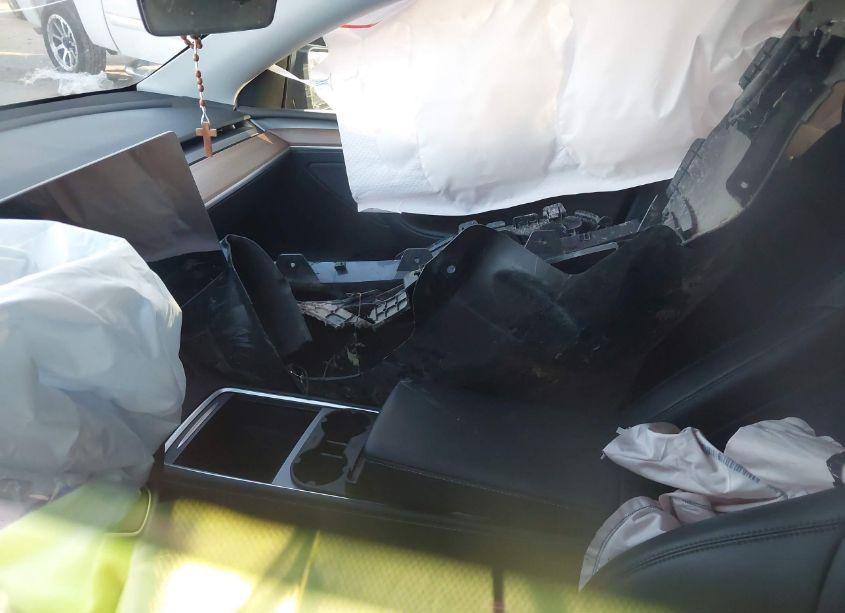 Photo 14 of 2023 Tesla Model Y PERFORMANCE DUAL MOTOR ALL-WHEEL DRIVE (VIN 7SAYGDEF0PF970660)