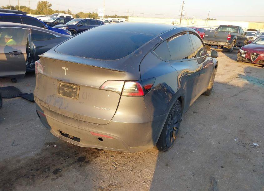 Photo 4 of 2023 Tesla Model Y PERFORMANCE DUAL MOTOR ALL-WHEEL DRIVE (VIN 7SAYGDEF0PF970660)