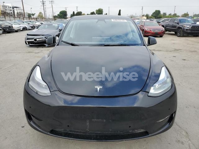 Photo 6 of 2024 TESLA MODEL Y (VIN 7SAYGDEF0RA281380)