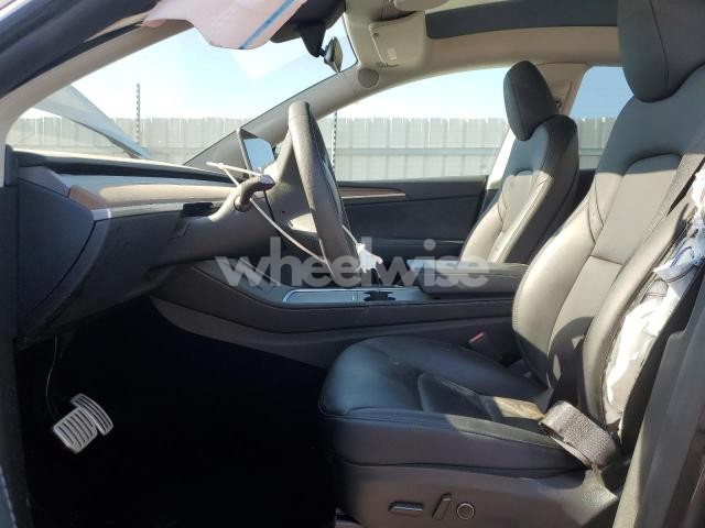 Photo 5 of 2024 TESLA MODEL Y (VIN 7SAYGDEF0RF093607)