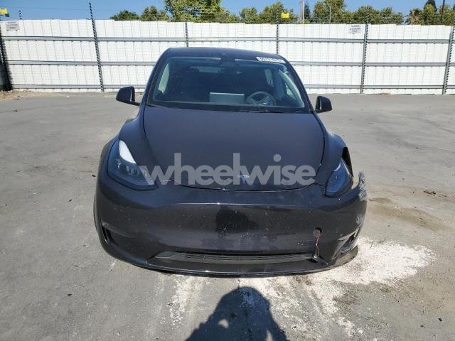 Photo 8 of 2024 TESLA MODEL Y (VIN 7SAYGDEF0RF093607)