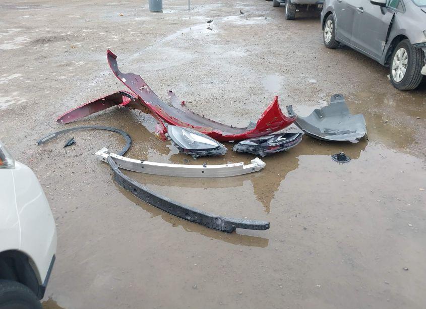 Photo 12 of 2022 Tesla Model Y PERFORMANCE DUAL MOTOR ALL-WHEEL DRIVE (VIN 7SAYGDEF1NF382392)