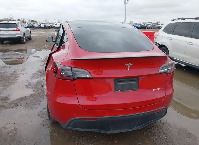 Photo 17 of 2022 Tesla Model Y PERFORMANCE DUAL MOTOR ALL-WHEEL DRIVE (VIN 7SAYGDEF1NF382392)
