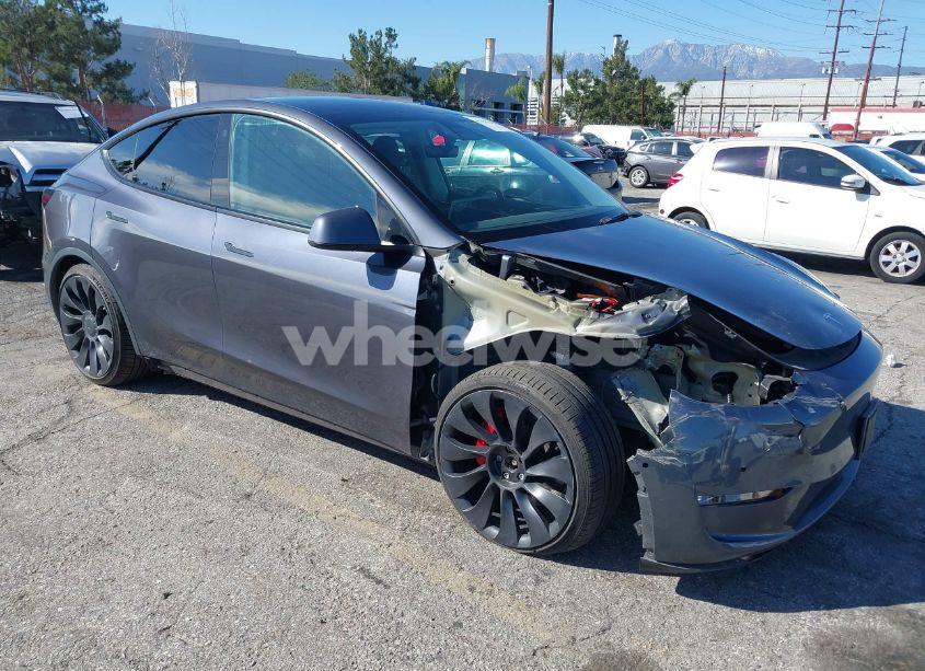 2022 Tesla Model Y PERFORMANCE DUAL MOTOR ALL-WHEEL DRIVE (VIN 7SAYGDEF1NF411325) main photo