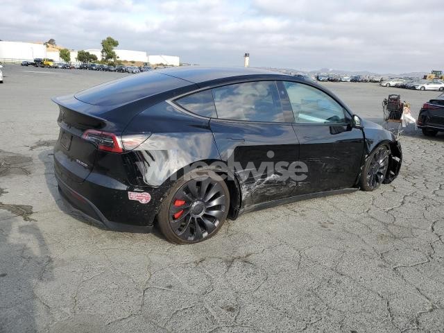 Photo 3 of 2024 TESLA MODEL Y (VIN 7SAYGDEF1RF166208)