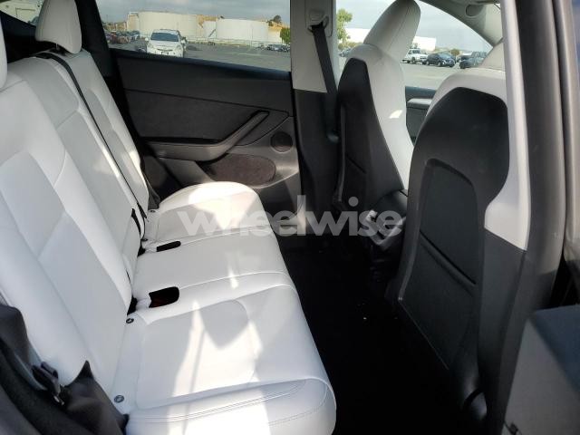 Photo 6 of 2024 TESLA MODEL Y (VIN 7SAYGDEF1RF166208)