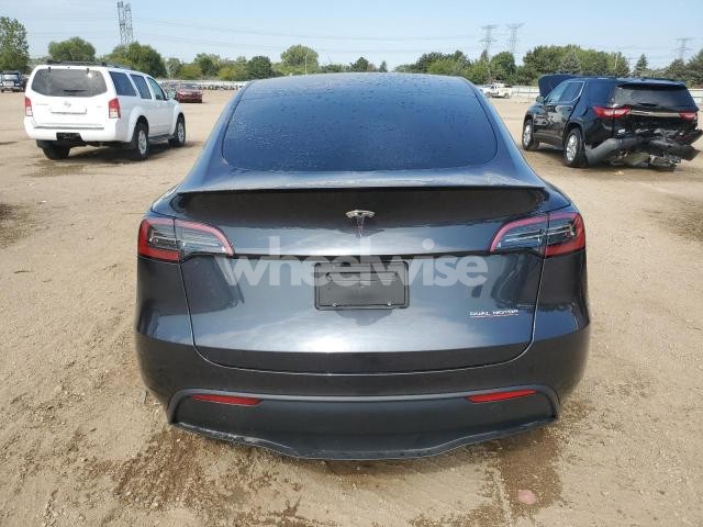 Photo 3 of 2025 TESLA MODEL Y (VIN 7SAYGDEF1SA362975)