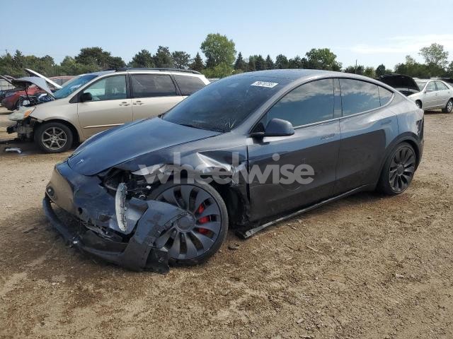 Photo 4 of 2025 TESLA MODEL Y (VIN 7SAYGDEF1SA362975)