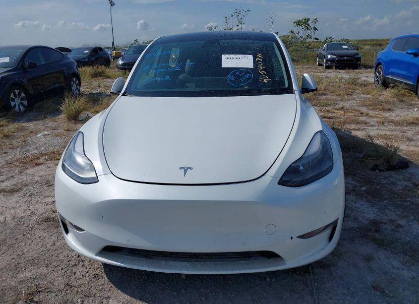 Photo 6 of 2022 Tesla Model Y PERFORMANCE DUAL MOTOR ALL-WHEEL DRIVE (VIN 7SAYGDEF2NF327711)