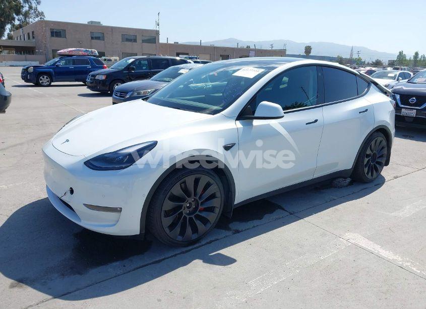 Photo 2 of 2022 Tesla Model Y PERFORMANCE DUAL MOTOR ALL-WHEEL DRIVE (VIN 7SAYGDEF2NF347456)