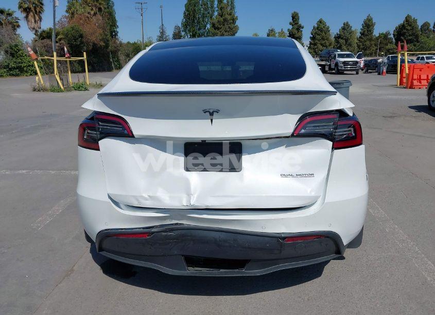 Photo 6 of 2022 Tesla Model Y PERFORMANCE DUAL MOTOR ALL-WHEEL DRIVE (VIN 7SAYGDEF2NF347456)