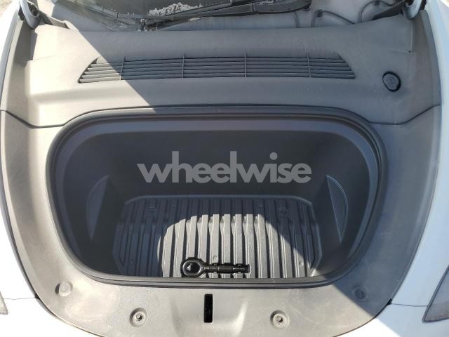 Photo 5 of 2023 TESLA MODEL Y (VIN 7SAYGDEF2PF692831)