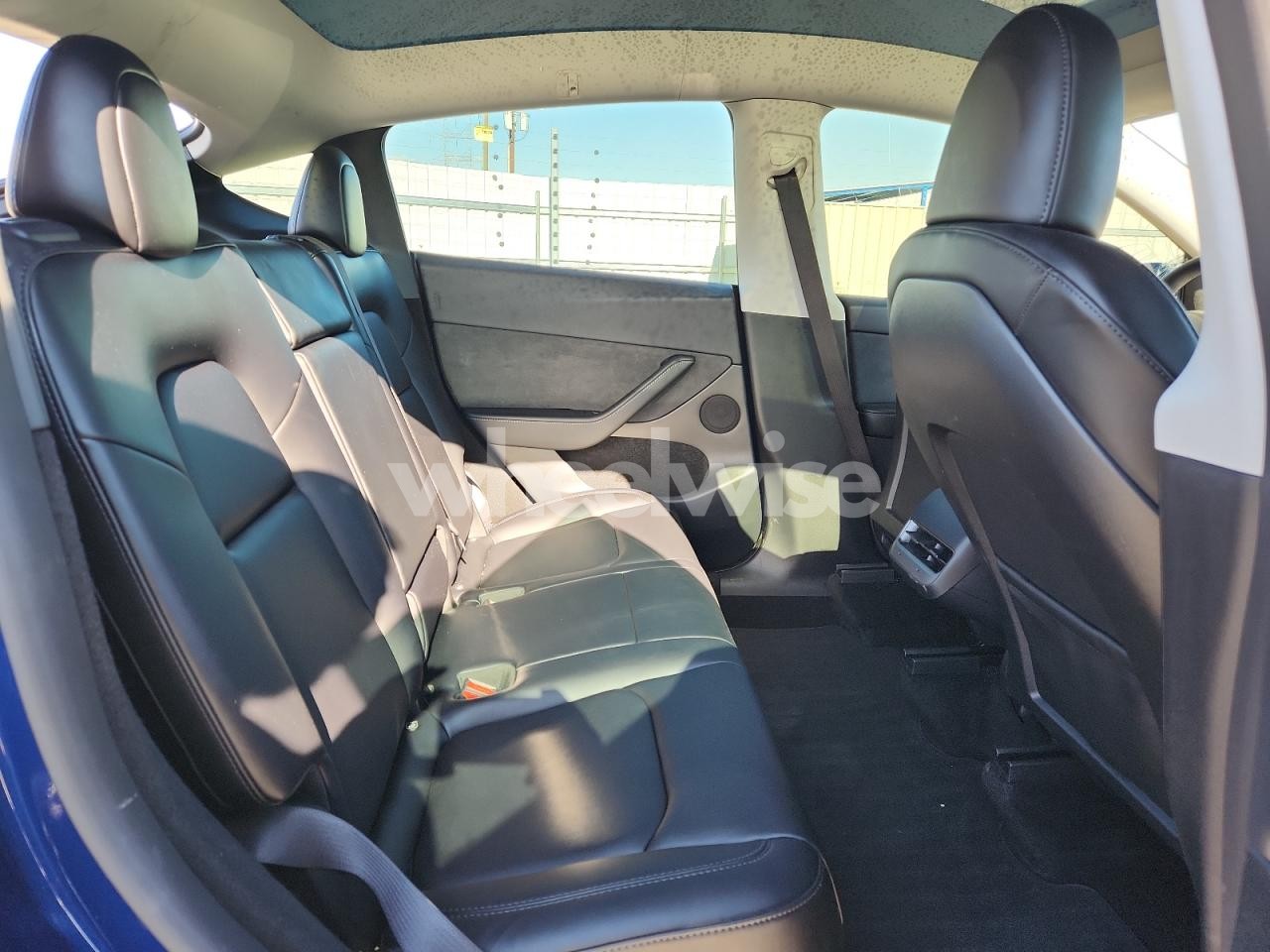 Photo 11 of 2023 TESLA MODEL Y (VIN 7SAYGDEF2PF784490)