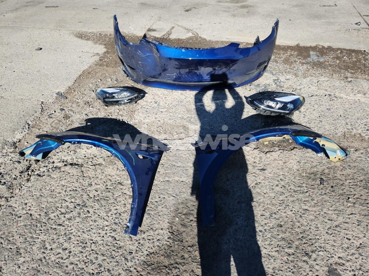 Photo 13 of 2023 TESLA MODEL Y (VIN 7SAYGDEF2PF784490)