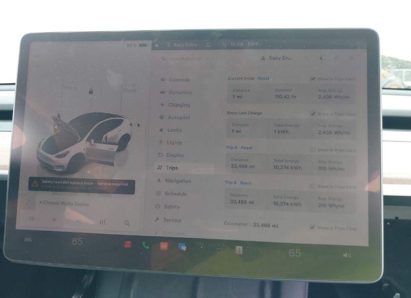 Photo 18 of 2023 Tesla Model Y AWD/PERFORMANCE DUAL MOTOR ALL-WHEEL DRIVE (VIN 7SAYGDEF2PF803488)