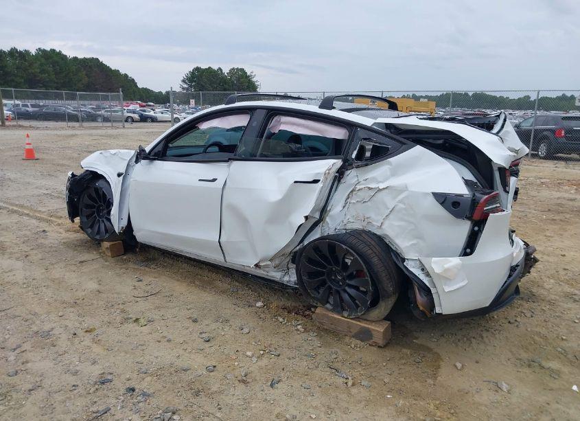 Photo 19 of 2023 Tesla Model Y AWD/PERFORMANCE DUAL MOTOR ALL-WHEEL DRIVE (VIN 7SAYGDEF2PF803488)