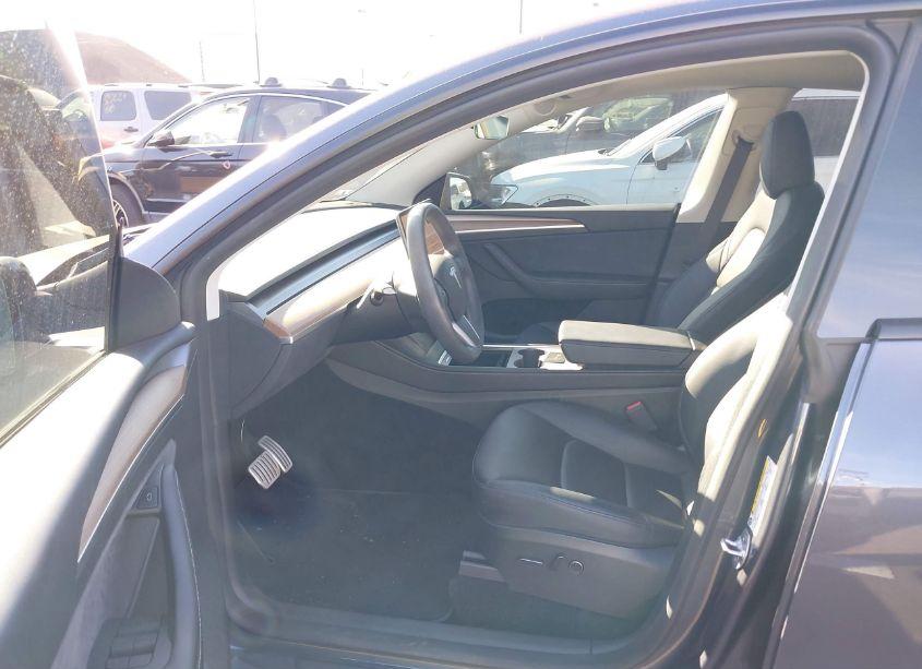 Photo 5 of 2023 Tesla Model Y PERFORMANCE DUAL MOTOR ALL-WHEEL DRIVE (VIN 7SAYGDEF2PF825426)