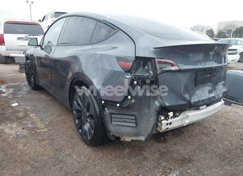 Photo 3 of 2023 Tesla Model Y (VIN 7SAYGDEF2PF978372)