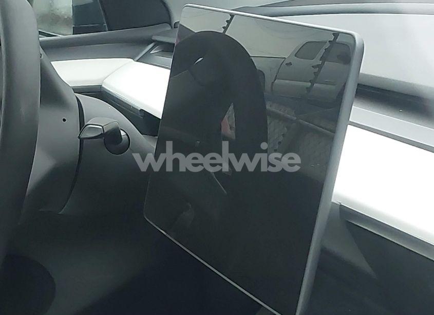 Photo 7 of 2023 Tesla Model Y (VIN 7SAYGDEF2PF978372)