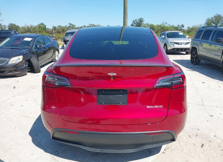 Photo 16 of 2024 Tesla Model Y PERFORMANCE DUAL MOTOR ALL-WHEEL DRIVE (VIN 7SAYGDEF2RF063914)
