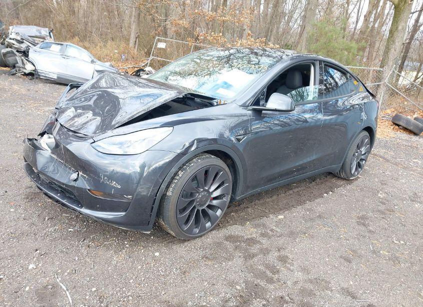 Photo 2 of 2024 Tesla Model Y PERFORMANCE DUAL MOTOR ALL-WHEEL DRIVE (VIN 7SAYGDEF2RF186709)
