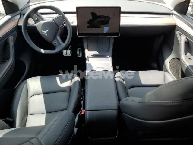 Photo 11 of 2025 TESLA MODEL Y (VIN 7SAYGDEF2SF300326)