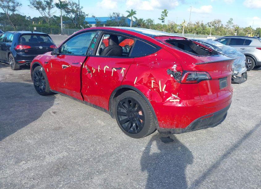 Photo 3 of 2022 Tesla Model Y PERFORMANCE DUAL MOTOR ALL-WHEEL DRIVE (VIN 7SAYGDEF3NF521521)
