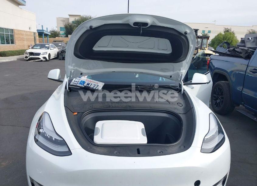 Photo 10 of 2023 Tesla Model Y PERFORMANCE DUAL MOTOR ALL-WHEEL DRIVE (VIN 7SAYGDEF3PA048834)