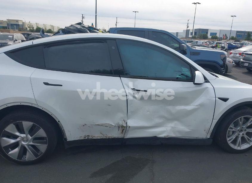 Photo 14 of 2023 Tesla Model Y PERFORMANCE DUAL MOTOR ALL-WHEEL DRIVE (VIN 7SAYGDEF3PA048834)