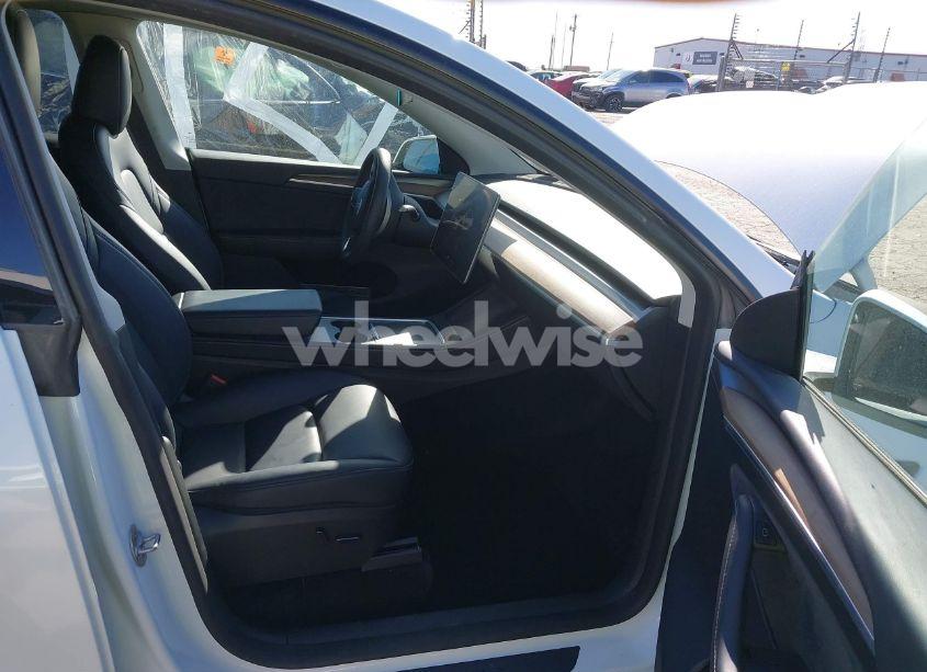 Photo 5 of 2023 Tesla Model Y PERFORMANCE DUAL MOTOR ALL-WHEEL DRIVE (VIN 7SAYGDEF3PF761252)