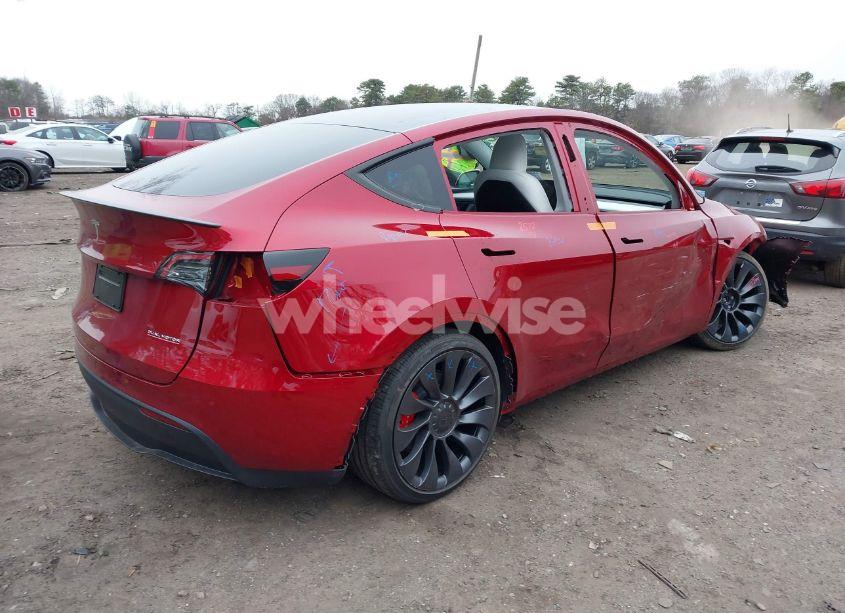 Photo 4 of 2024 Tesla Model Y PERFORMANCE DUAL MOTOR ALL-WHEEL DRIVE (VIN 7SAYGDEF3RA321483)