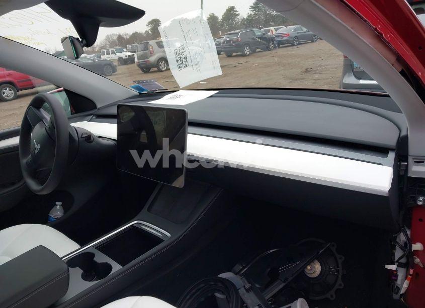 Photo 5 of 2024 Tesla Model Y PERFORMANCE DUAL MOTOR ALL-WHEEL DRIVE (VIN 7SAYGDEF3RA321483)