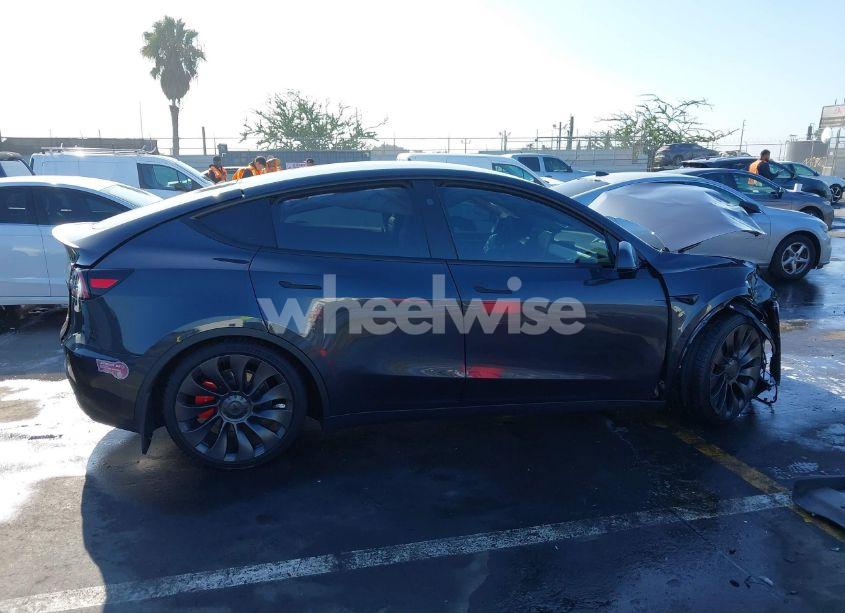Photo 12 of 2024 Tesla Model Y PERFORMANCE DUAL MOTOR ALL-WHEEL DRIVE (VIN 7SAYGDEF3RF050069)