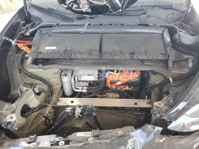 Photo 4 of 2025 TESLA MODEL Y (VIN 7SAYGDEF3SA369877)