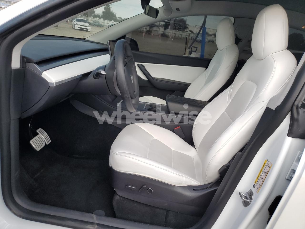 Photo 7 of 2022 TESLA MODEL Y (VIN 7SAYGDEF4NF407656)