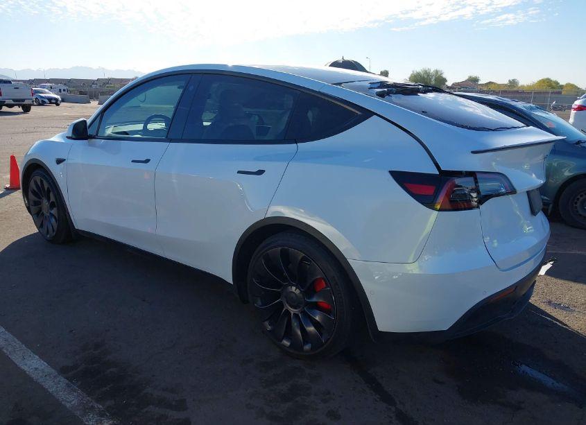 Photo 3 of 2022 Tesla Model Y PERFORMANCE DUAL MOTOR ALL-WHEEL DRIVE (VIN 7SAYGDEF4NF452693)
