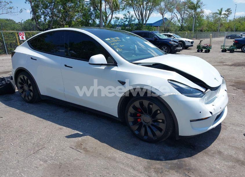 2022 Tesla Model Y PERFORMANCE DUAL MOTOR ALL-WHEEL DRIVE (VIN 7SAYGDEF4NF454623) main photo