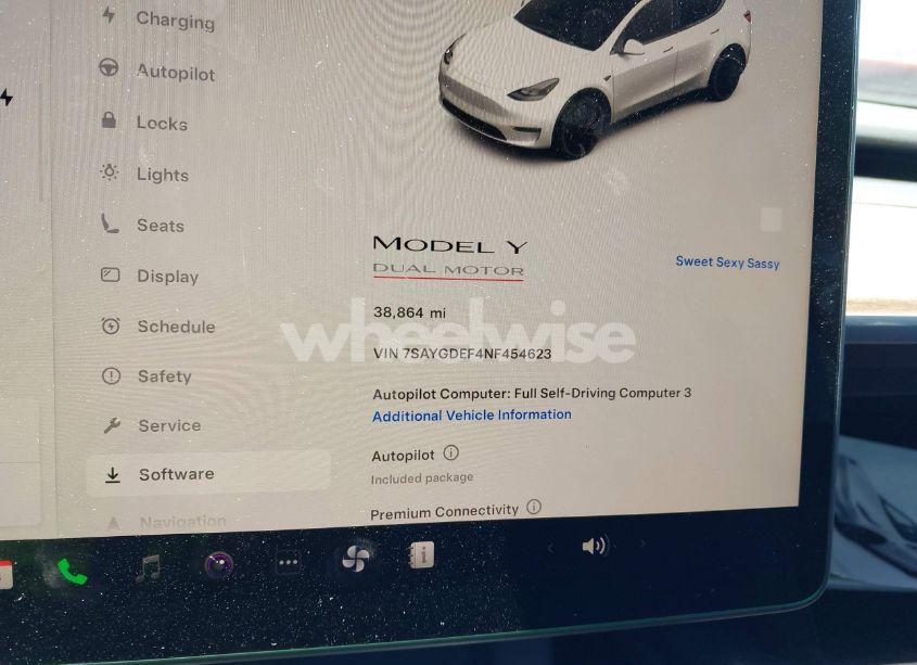 Photo 14 of 2022 Tesla Model Y PERFORMANCE DUAL MOTOR ALL-WHEEL DRIVE (VIN 7SAYGDEF4NF454623)