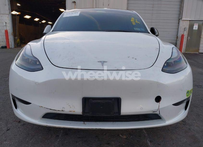 Photo 13 of 2022 Tesla Model Y PERFORMANCE DUAL MOTOR ALL-WHEEL DRIVE (VIN 7SAYGDEF4NF517509)