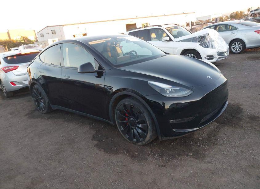 2022 Tesla Model Y PERFORMANCE DUAL MOTOR ALL-WHEEL DRIVE (VIN 7SAYGDEF4NF546427) main photo